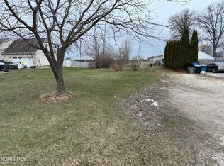 5164 Seaman Rd, Oregon, OH 43616