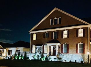 23301 Silcott Woods Ter, Ashburn, VA 20148