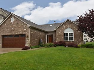15702 S Cove Cir, Plainfield, IL 60544