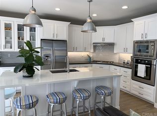 7057 Leeward St, Carlsbad, CA 92011