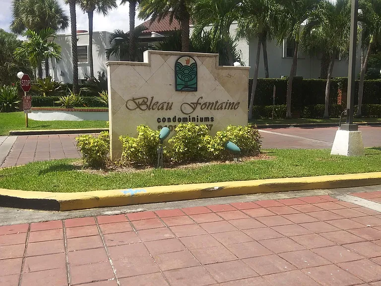 9403 Fontainebleau Blvd #209 — Photo 3