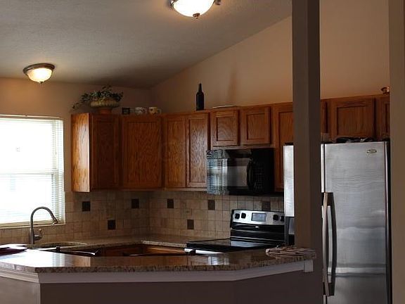 4th image of 744 Solaris Ct