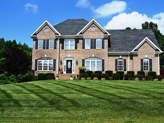 2nd image of 1177 Ivy Creek Dr