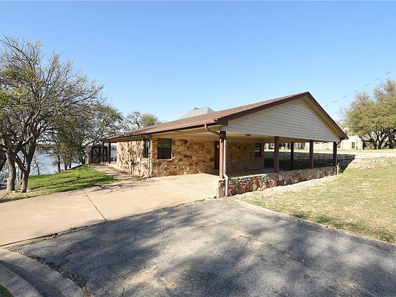 2nd image of 504 Siesta Ct