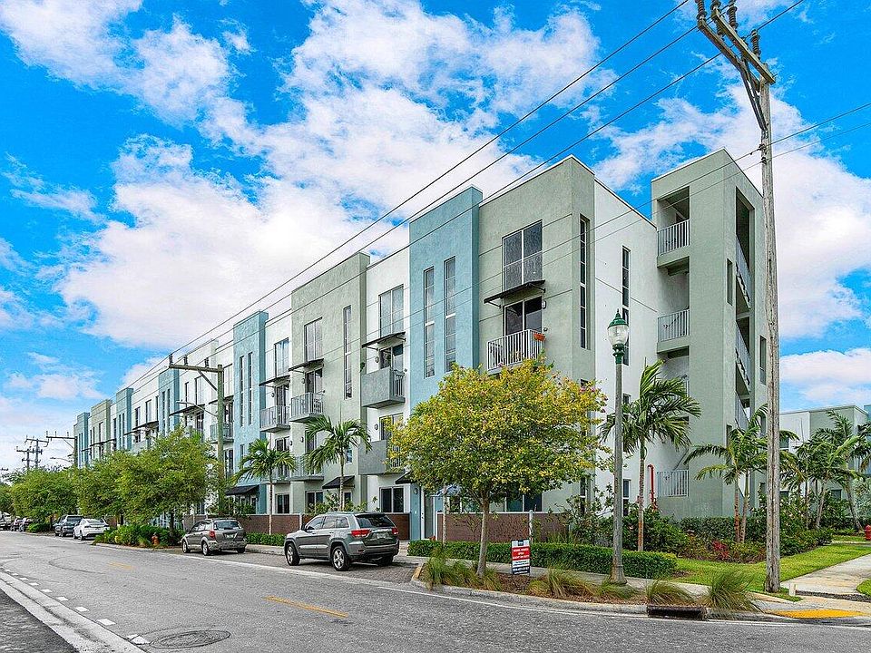 1st image of 3455 NE 5th Ave #24