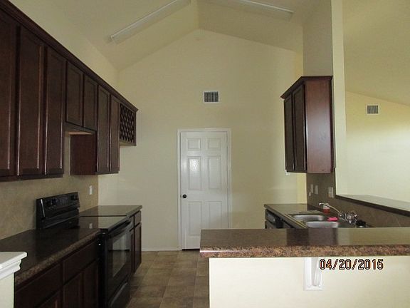 5th image of 2106 Griffin Dr