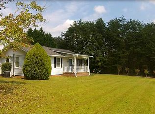 651 Little Pond Rd, Easley, SC 29640