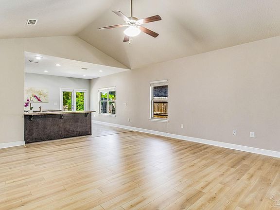 5th image of 1779 Brantley Dr