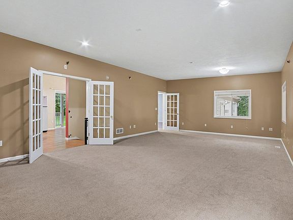 5th image of 5171 Bancroft Ave SE