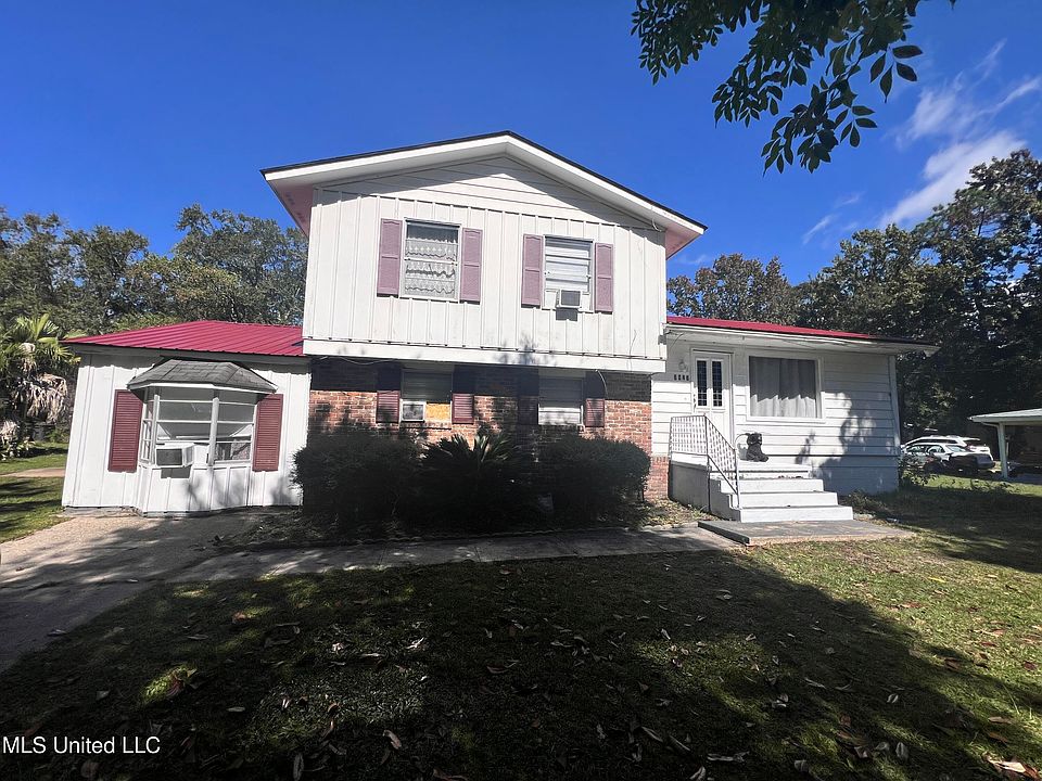 1st image of 2921 Ryder Ave