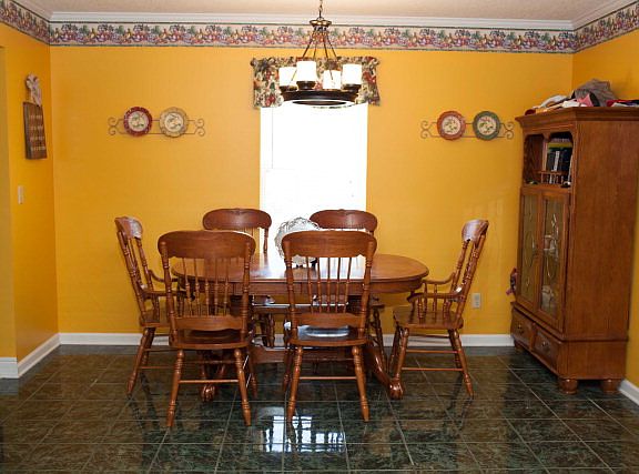 3rd image of 6224 Henderson Dr