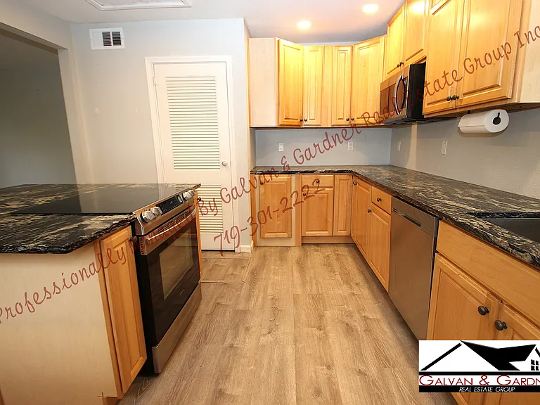 1222 Bristol Ave — Photo 8
