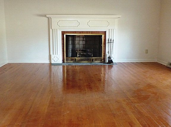 5th image of 103 Tamworth Pl