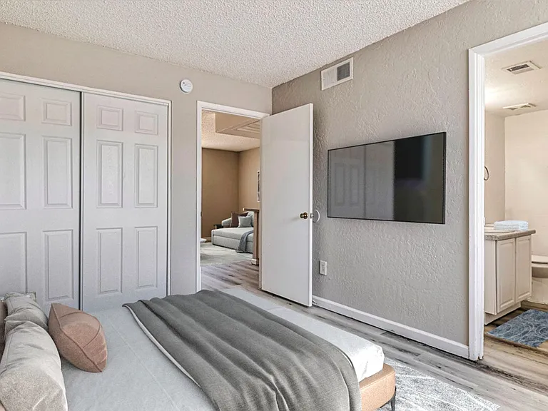 Desert Winds Apartments — Photo 16