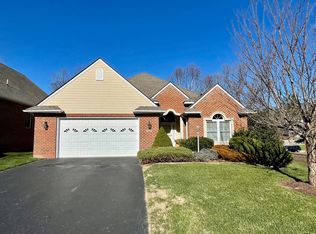 5706 Glen Meadow Dr, Roanoke, VA 24018