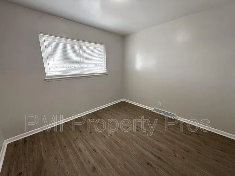 7701 W Hampton Ave #6 — Photo 14
