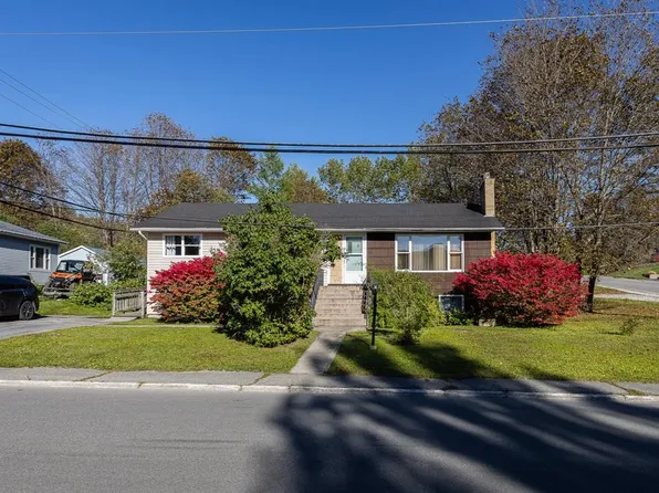 65 North Street, Corner Brook, NL A2H2K9