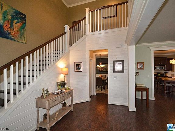 4th image of 1375 Oxford Manor Ln