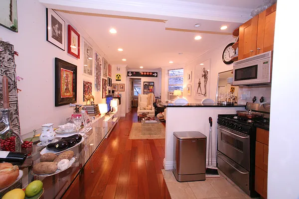 Rented by CNYC Apartments | media 35