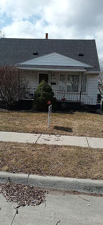 1st image of 24529 Wilmot Ave