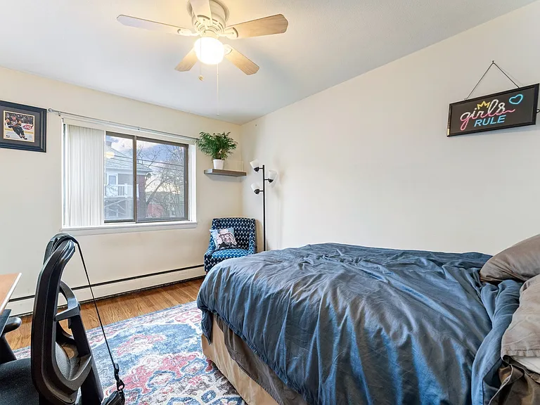 425 S Huntington Ave #16 — Photo 12
