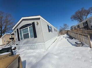 435 Warbler Ln #435, Madison, WI