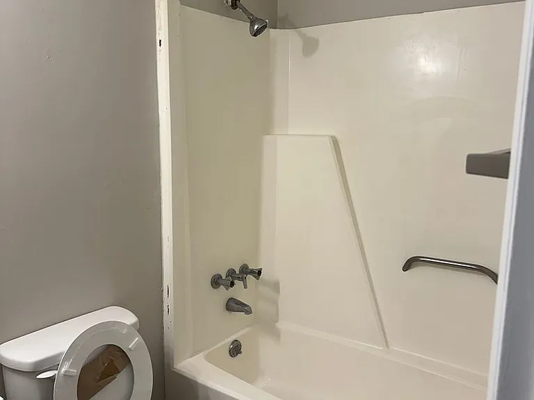 168 Cherokee Cir — Photo 9
