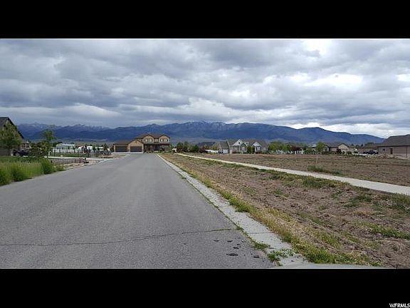 5th image of 198 Mountain Meadow Dr