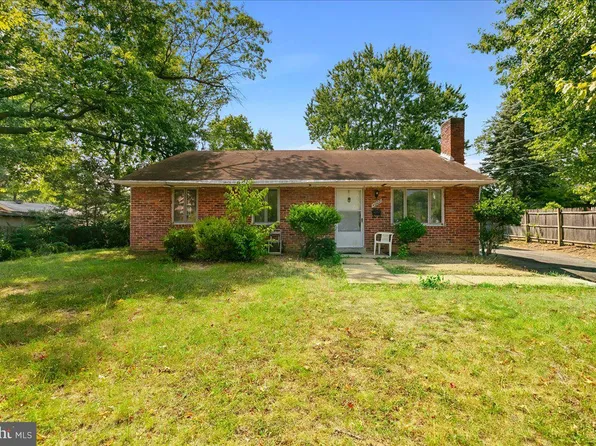 4007 Arcadia Rd, Alexandria, VA 22312