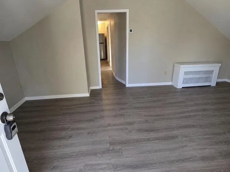 530 San Diego Ave #B — Photo 11