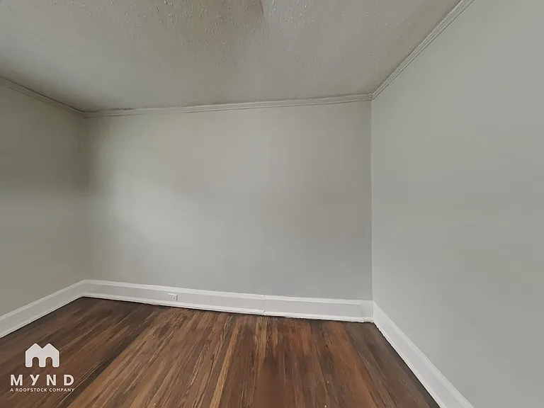 4817 Avenue N — Photo 27