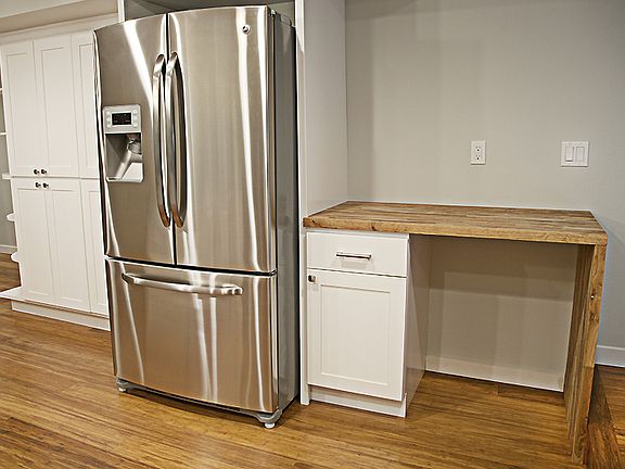 5th image of 4427 51st Ave S #B