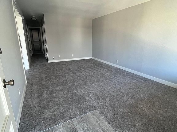 3rd image of 1519 Brookvale Dr APT 3