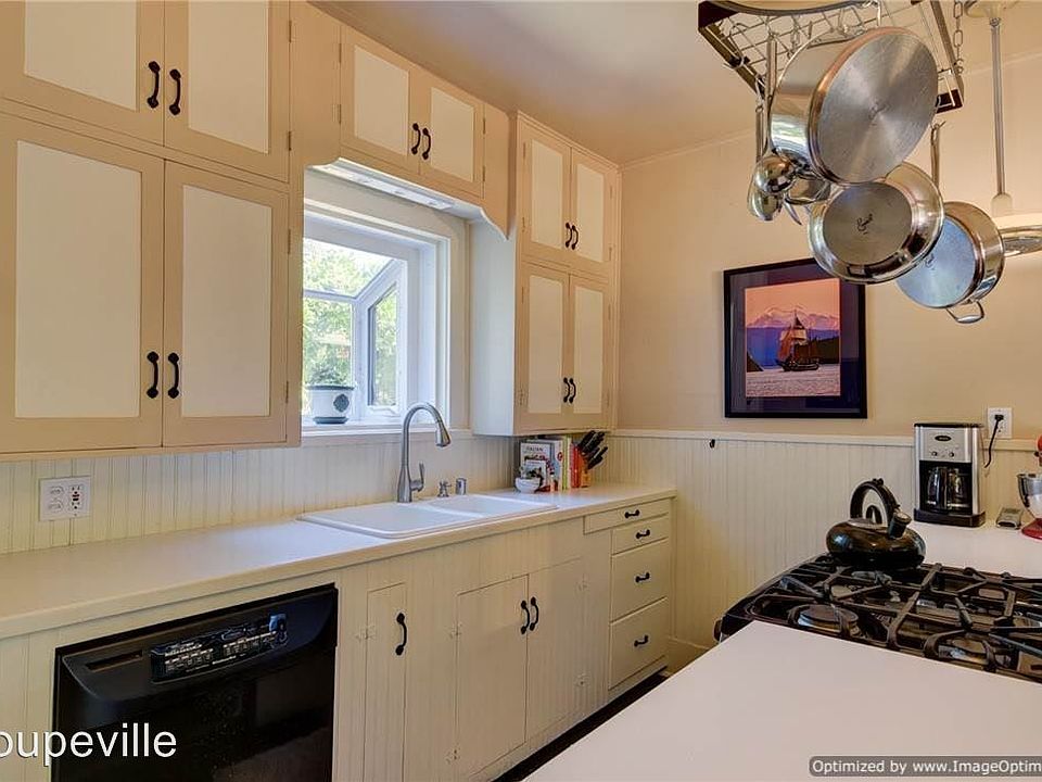 1st image of 701 Madrona Way