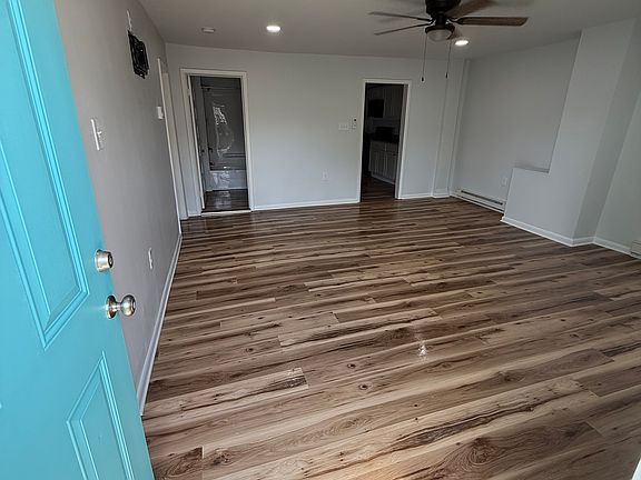 3rd image of 1261 Hammonds Mill Rd #1261