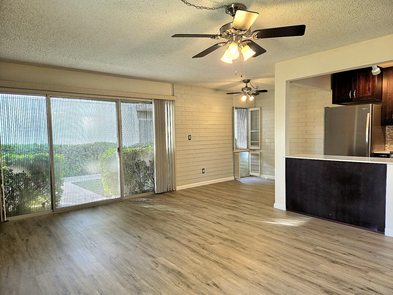 2 bed, 836 sqft, $2,375 — Photo 1