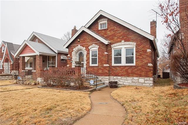 2nd image of 5441 Walsh St