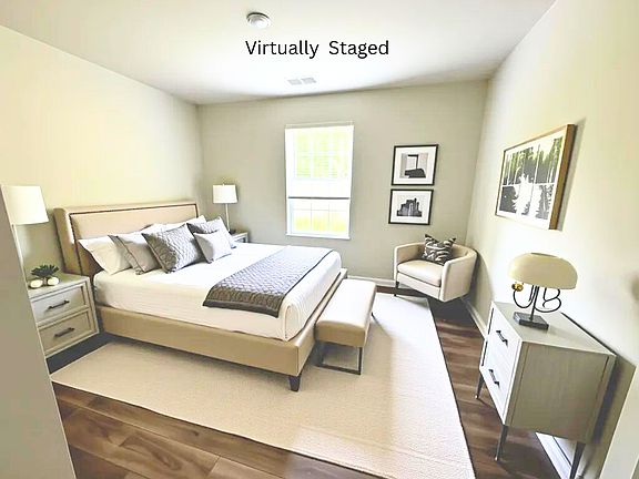 5th image of 13103 Hampton Bay Ln