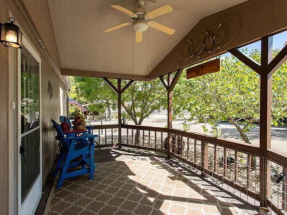 4th image of 46 Wildwood Ln