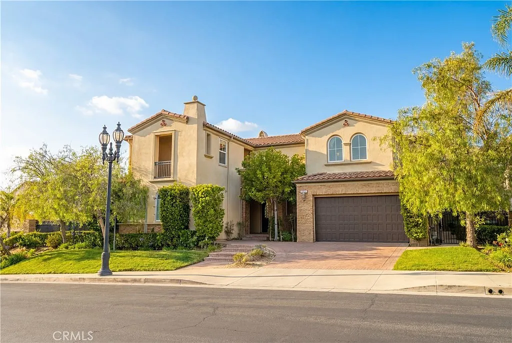 4 bed, 5192 sqft, $9,495 — Photo 1
