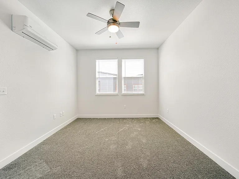 Tank District Apartments — Photo 35