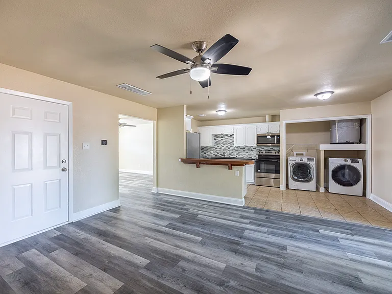 5709 Denise Dr — Photo 9