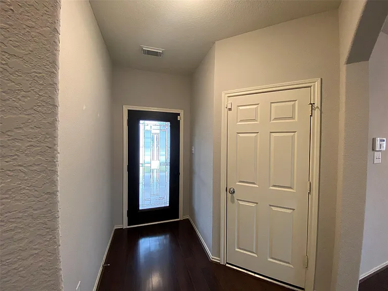 6323 Bennington Springs Dr — Photo 4