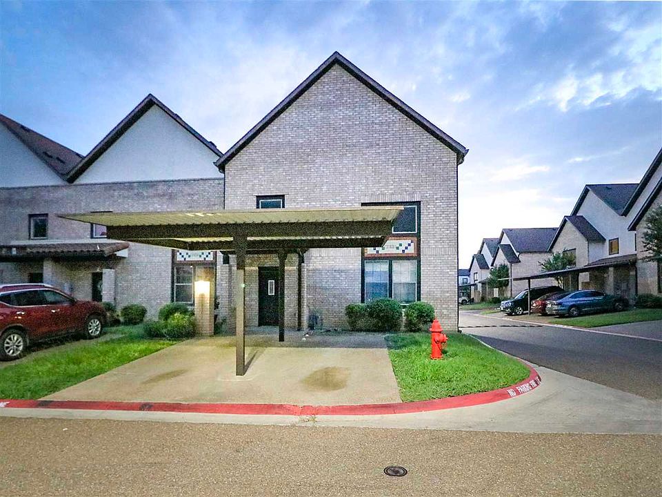 1st image of 2445 Monarch Dr Unit 1304