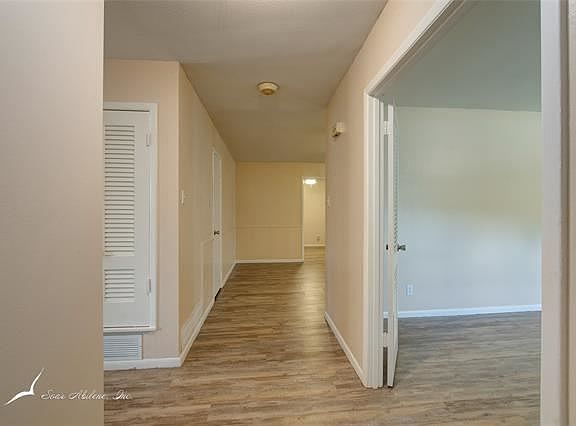 4th image of 1462 Beechwood Ln