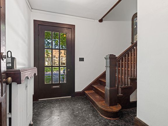 4th image of 1206 Harlem Blvd #1