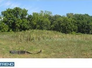 3963 Saw Mill Rd, Doylestown, PA 18902