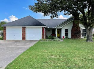1705 S Oak St, Stuttgart, AR 72160