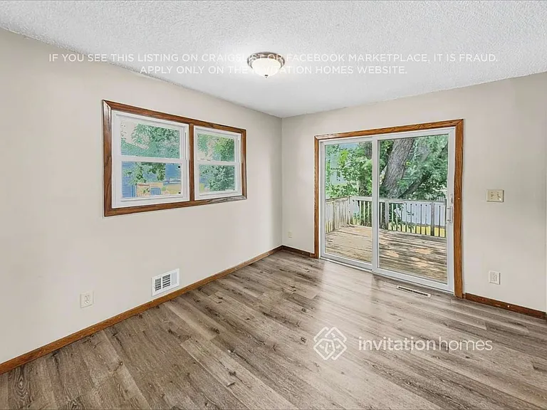8427 Northern Dr — Photo 7