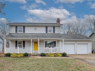 2019 NE Patterson Dr, Lees Summit, MO 64086